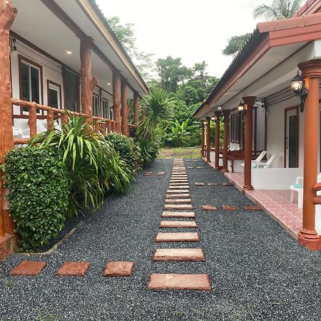 Arya Bungalow Ko Lanta Esterno foto