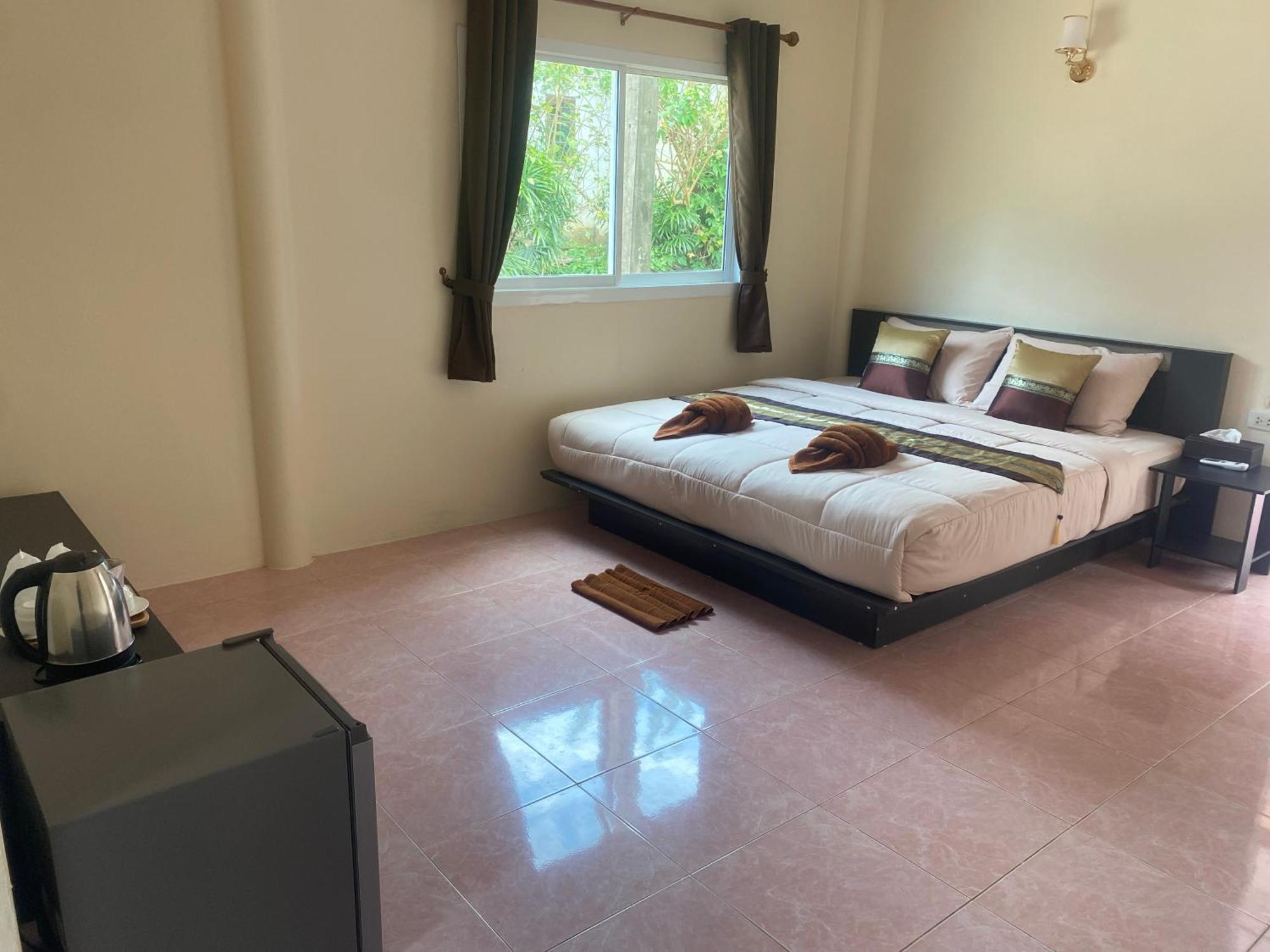Arya Bungalow Ko Lanta Esterno foto