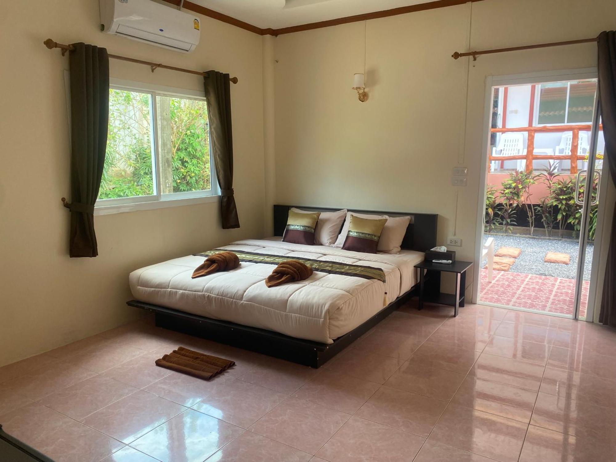Arya Bungalow Ko Lanta Esterno foto