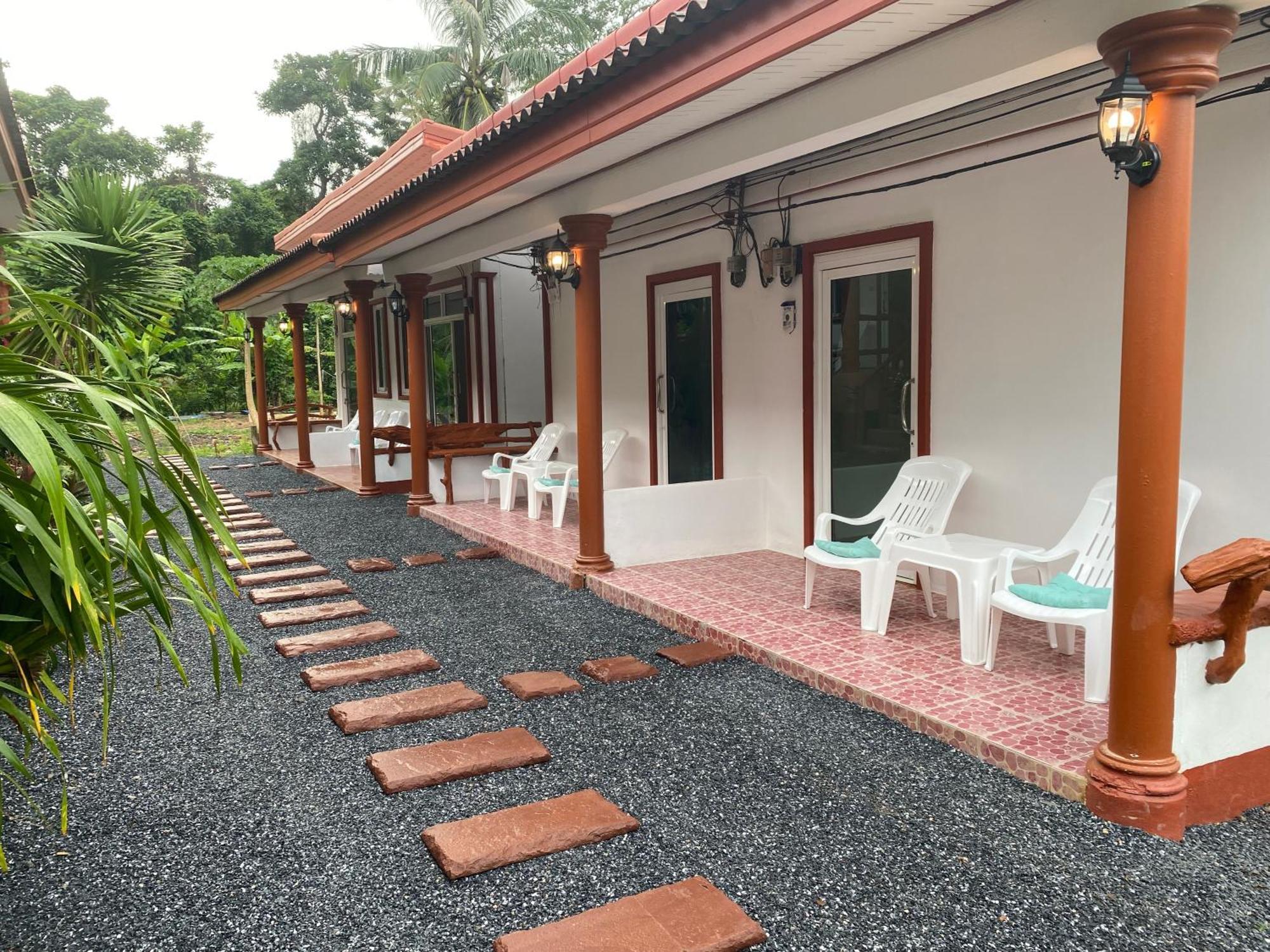 Arya Bungalow Ko Lanta Esterno foto