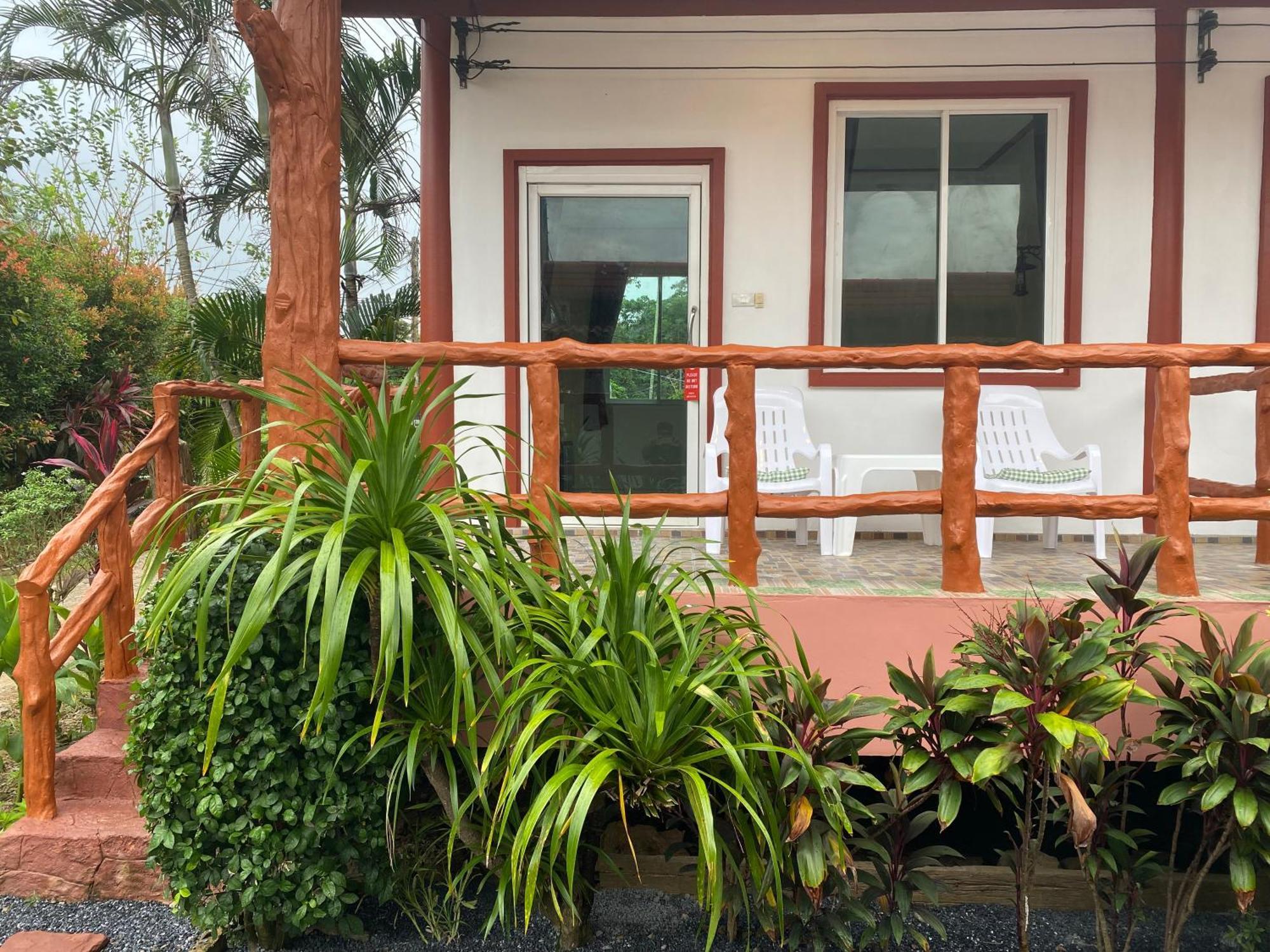 Arya Bungalow Ko Lanta Esterno foto