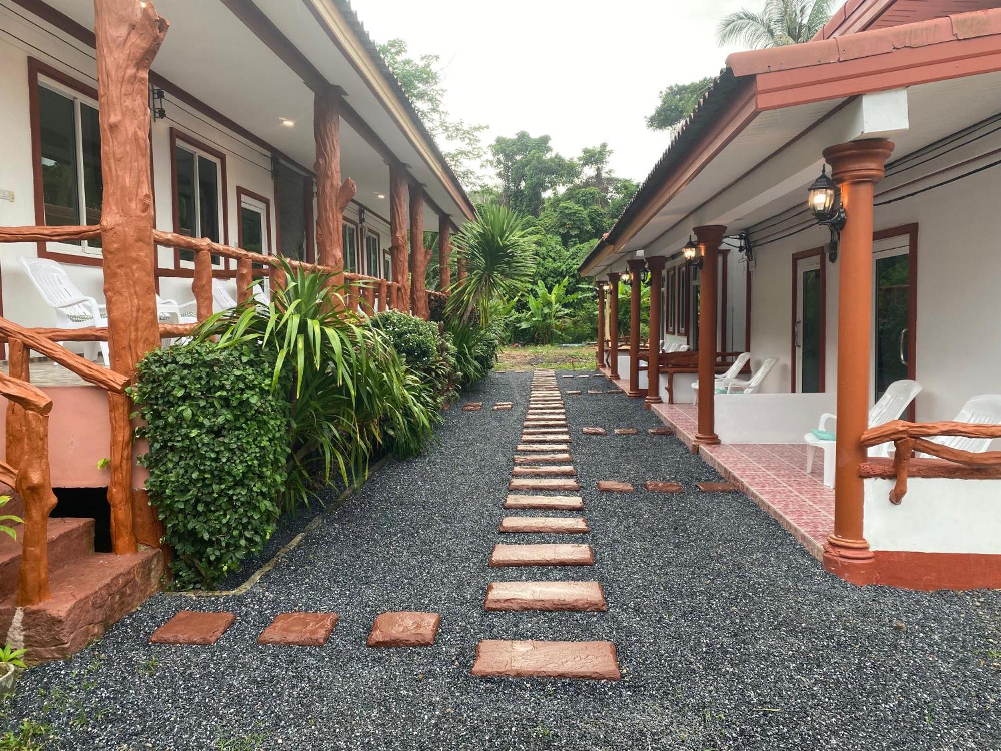 Arya Bungalow Ko Lanta Esterno foto